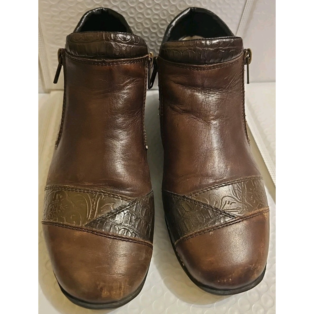 Rieker Brown Leather Ankle Boots Double Side Zip Size EU 38 Floral Etching - Picture 2 of 14